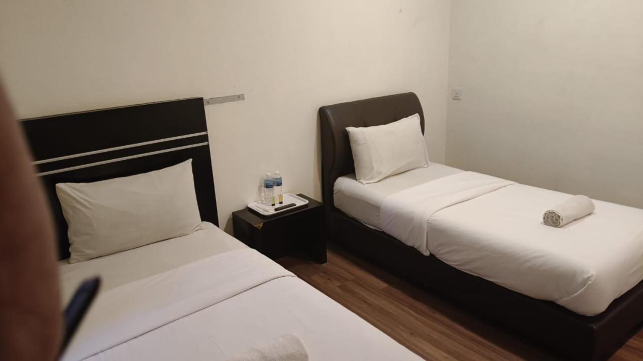 Bluebell Hotel Skudai Exterior foto