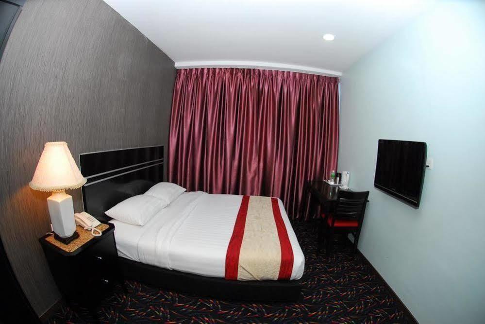 Bluebell Hotel Skudai Exterior foto